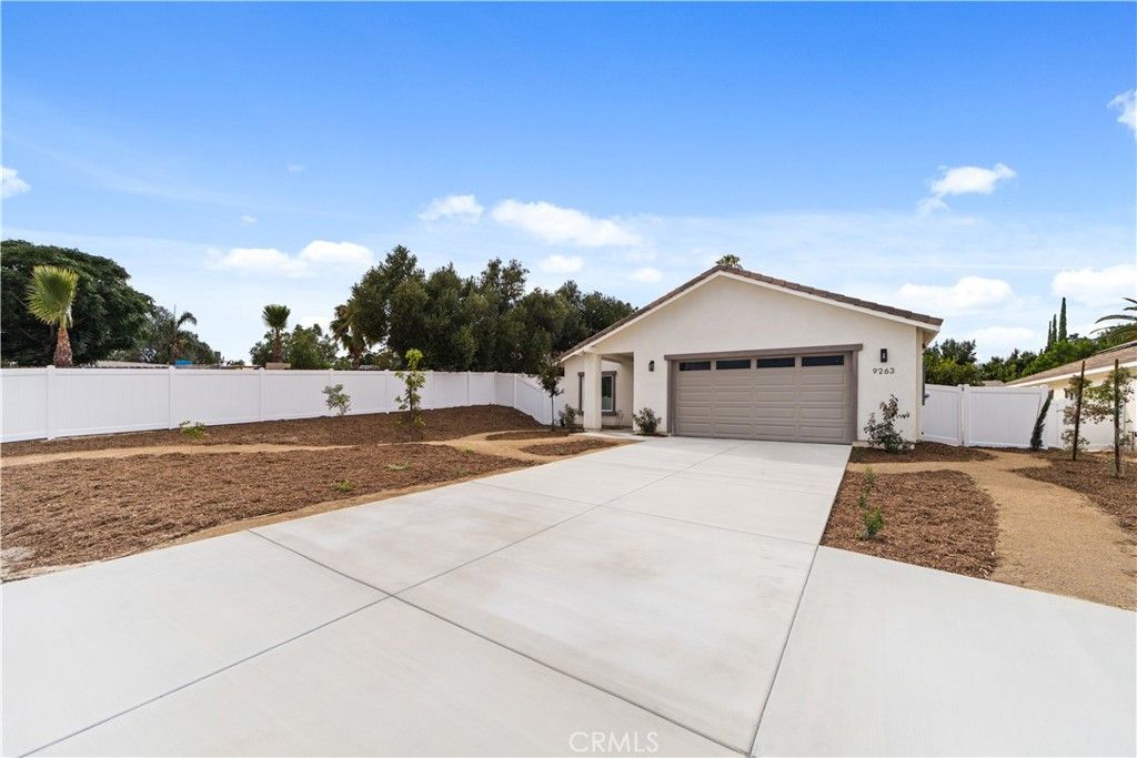 9263 Duncan Avenue, Riverside, CA 92503