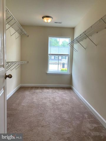 6922 LUNETTE LN, Spotsylvania, VA 22553