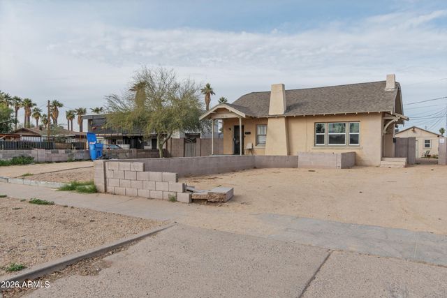 2032 W ADAMS Street, Phoenix, AZ 85009
