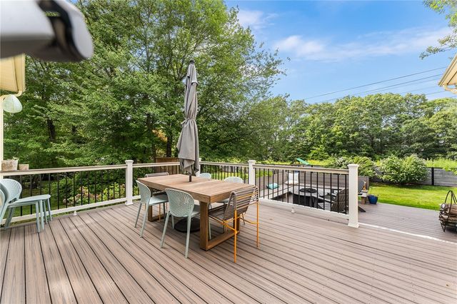 481 Glen Hill Drive, North Kingstown, RI 02874