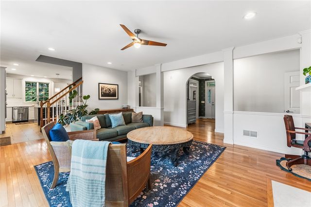 481 Glen Hill Drive, North Kingstown, RI 02874