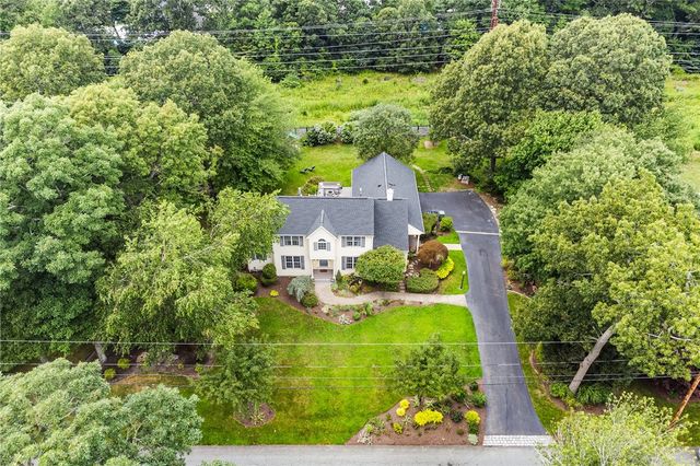 481 Glen Hill Drive, North Kingstown, RI 02874