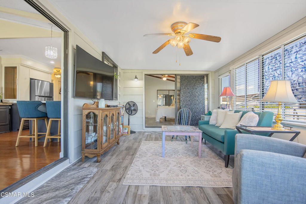 Image 29 of property listing at 114 Poinsettia Gardens Drive 114, Ventura, CA 93004