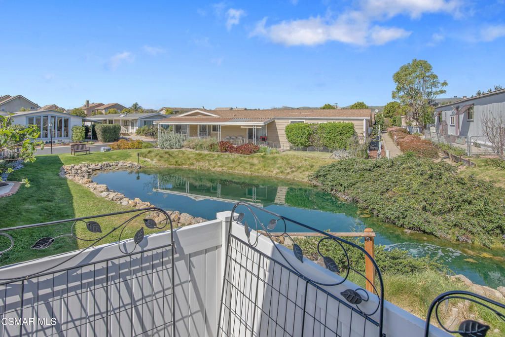 Image 35 of property listing at 114 Poinsettia Gardens Drive 114, Ventura, CA 93004