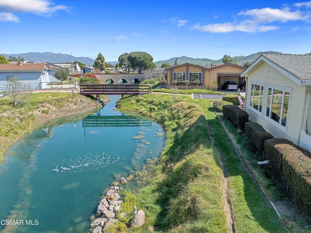 Image 36 of property listing at 114 Poinsettia Gardens Drive 114, Ventura, CA 93004