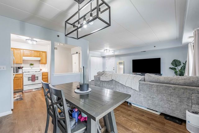 9527 S 54th Avenue 2B, Oak Lawn, IL 60453