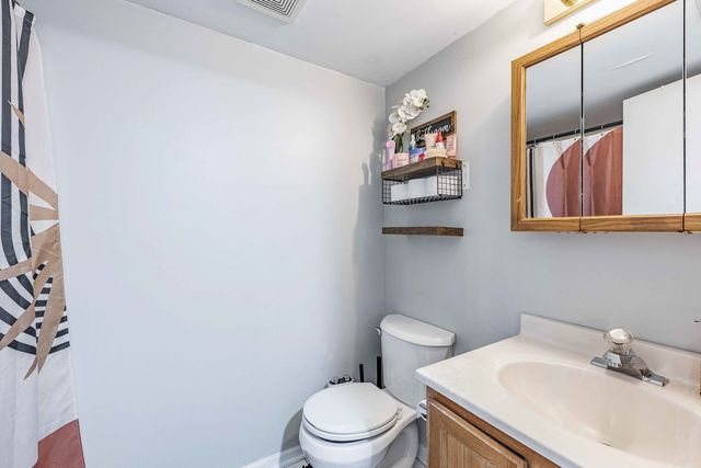 9527 S 54th Avenue 2B, Oak Lawn, IL 60453