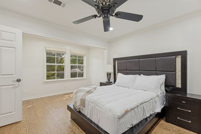 7 Queensview Court, Dallas, TX 75225