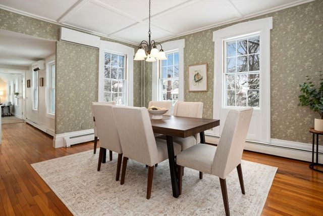 62 Cottage Street, Melrose, MA 02176