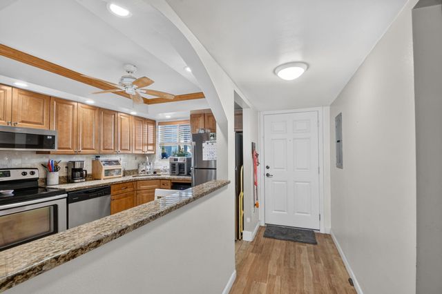 3186 VIA POINCIANA 114, Lake Worth, FL 33467