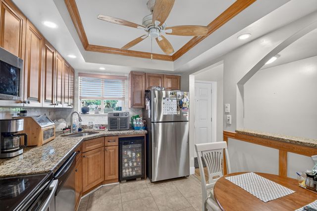 3186 VIA POINCIANA 114, Lake Worth, FL 33467