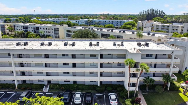 3186 VIA POINCIANA 114, Lake Worth, FL 33467