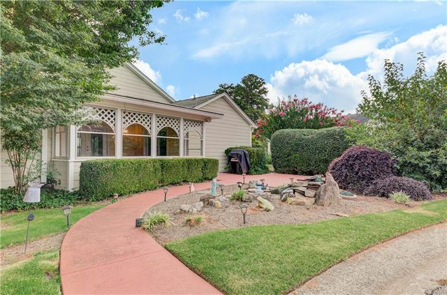 60 Heartwood Drive, Marietta, GA 30062