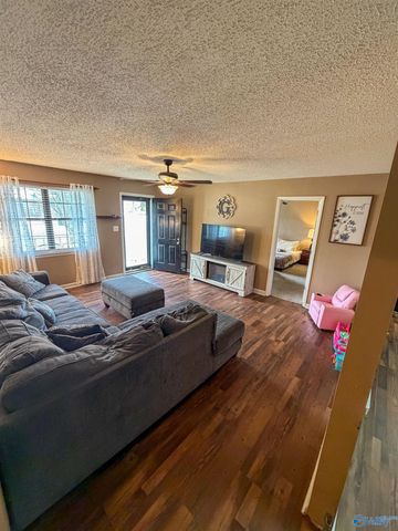 508 Pickens Street SE, Attalla, AL 35954