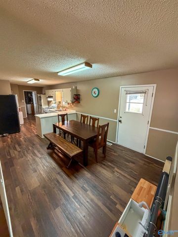 508 Pickens Street SE, Attalla, AL 35954