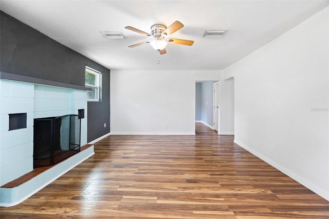 3157 S US HIGHWAY 41, Dunnellon, FL 34432