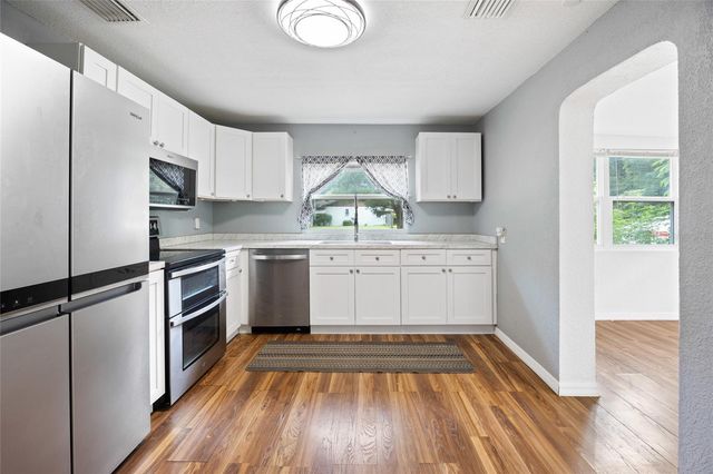 3157 S US HIGHWAY 41, Dunnellon, FL 34432