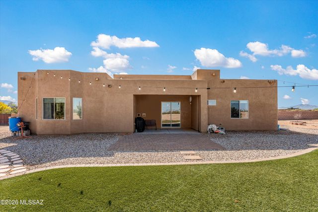 9000 S Halana Lane, Vail, AZ 85641