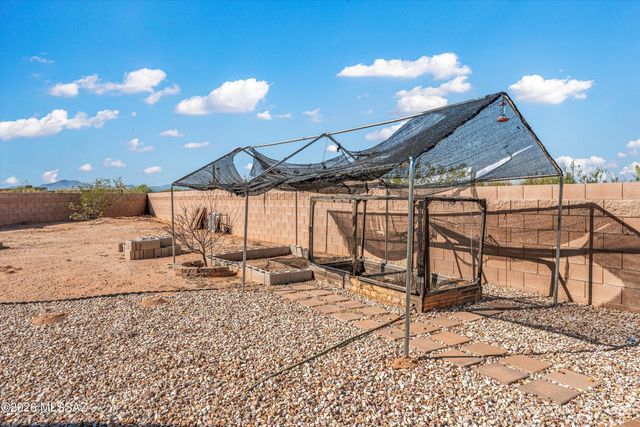 9000 S Halana Lane, Vail, AZ 85641