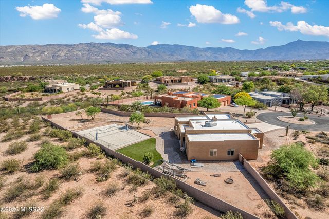 9000 S Halana Lane, Vail, AZ 85641