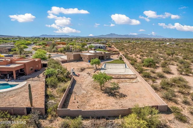 9000 S Halana Lane, Vail, AZ 85641