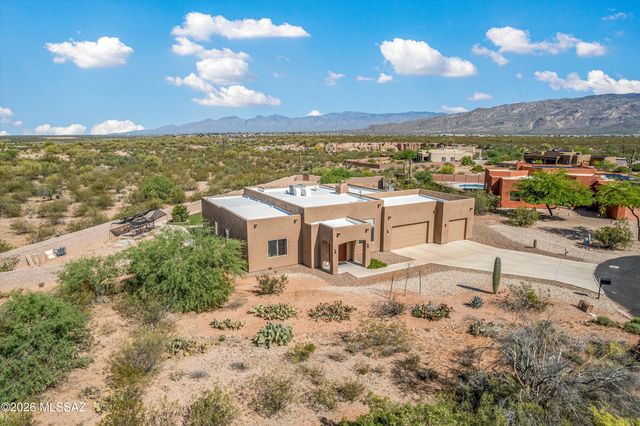 9000 S Halana Lane, Vail, AZ 85641