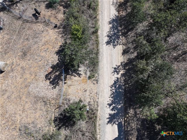 475 CR 320, Rockdale, TX 76567