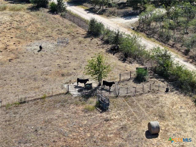 475 CR 320, Rockdale, TX 76567