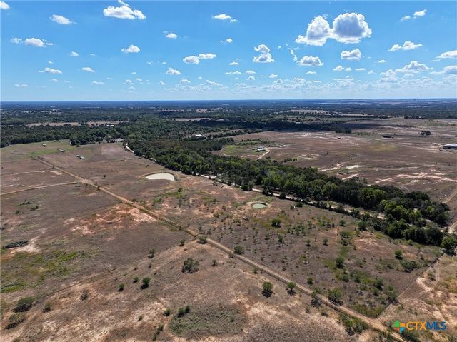 475 CR 320, Rockdale, TX 76567