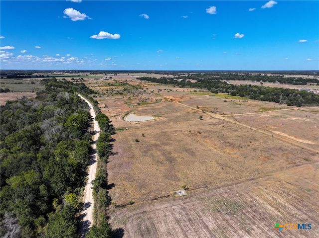 475 CR 320, Rockdale, TX 76567