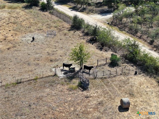 475 CR 320, Rockdale, TX 76567