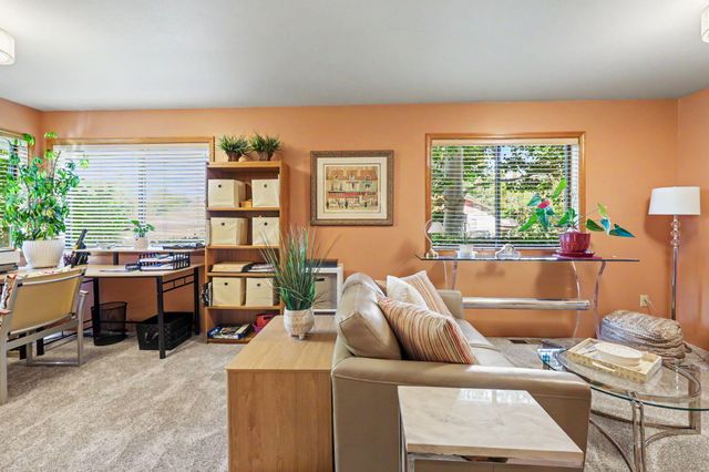 1361 La Loma Drive, Medford, OR 97504