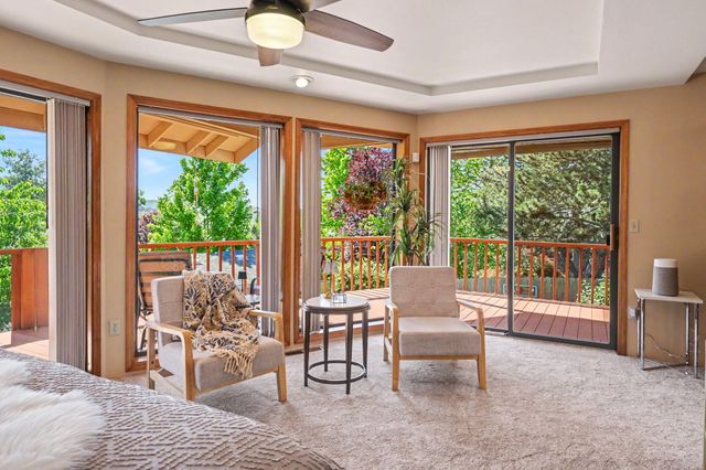 1361 La Loma Drive, Medford, OR 97504