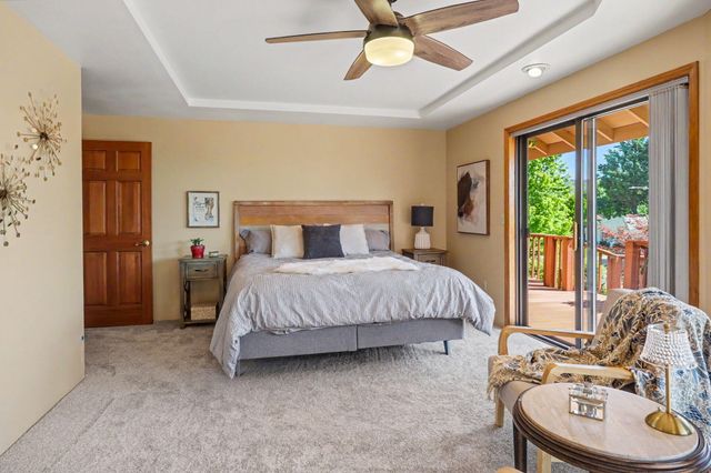 1361 La Loma Drive, Medford, OR 97504