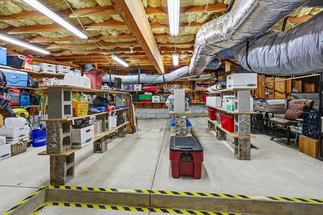 1361 La Loma Drive, Medford, OR 97504