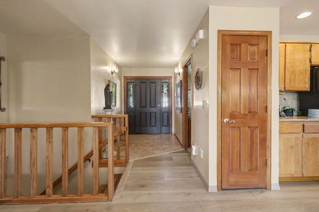 1361 La Loma Drive, Medford, OR 97504