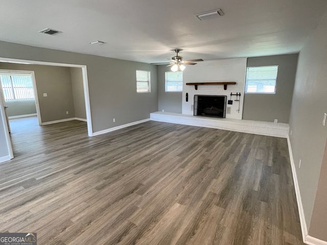 574 CHARLES Street, St. Marys, GA 31558