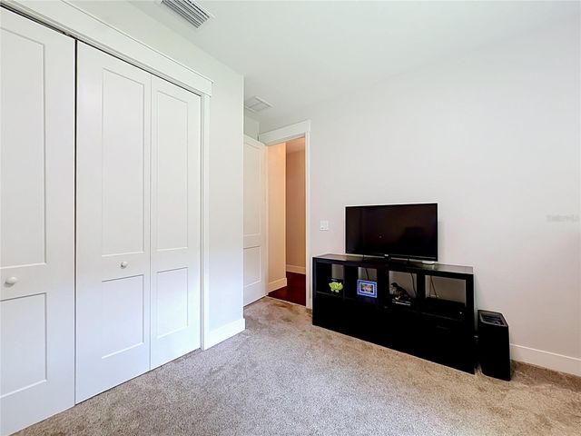 4977 SW 1ST AVENUE, Ocala, FL 34471