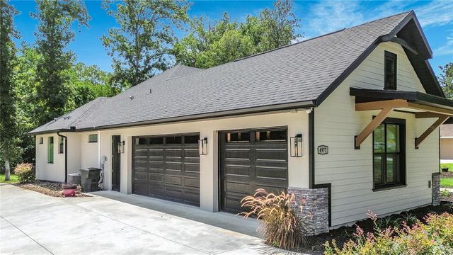 4977 SW 1ST AVENUE, Ocala, FL 34471