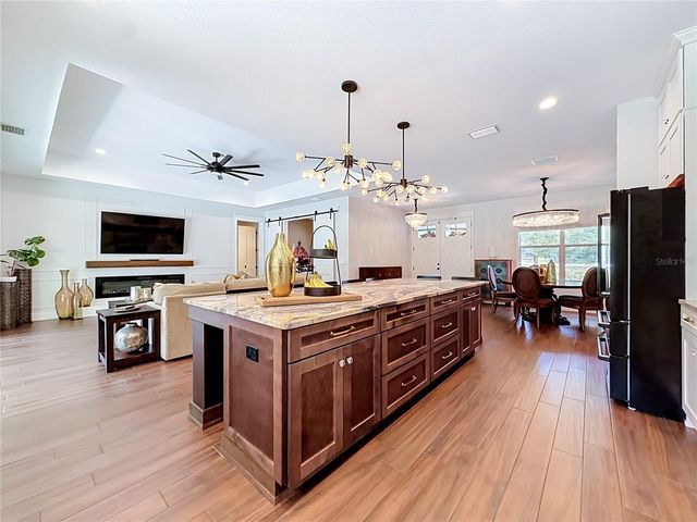 4977 SW 1ST AVENUE, Ocala, FL 34471
