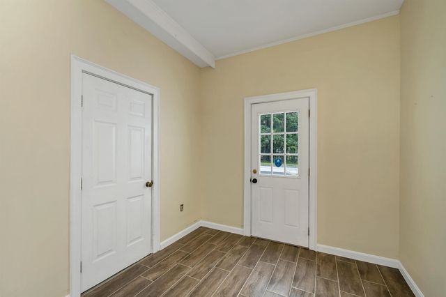 56 Second Street, Concord, NH 03301