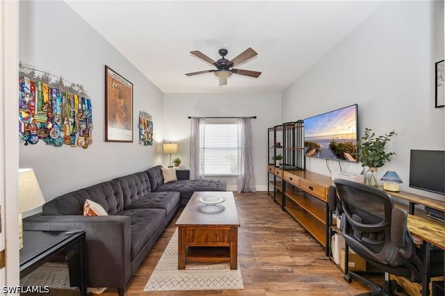 219 Glen Eagle CIR, Naples, FL 34104