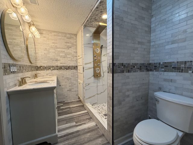 23 Greenridge Drive, Decatur, IL 62526