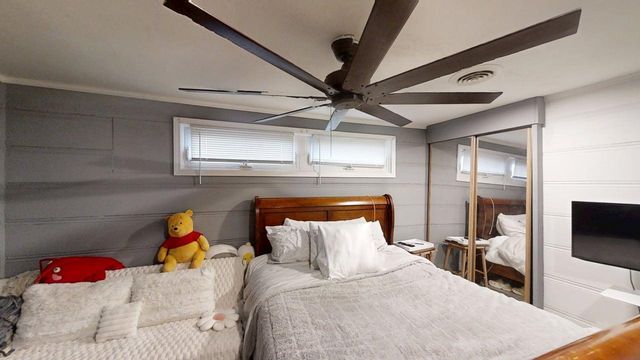 23 Greenridge Drive, Decatur, IL 62526