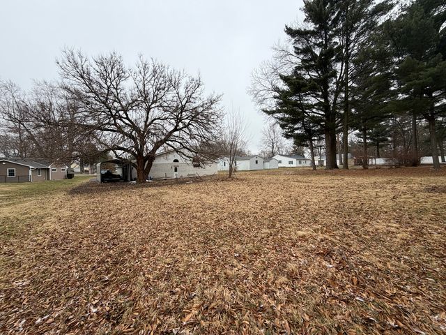 23 Greenridge Drive, Decatur, IL 62526