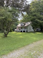 1264 Blanton Chapel Rd, Manchester, TN 37355