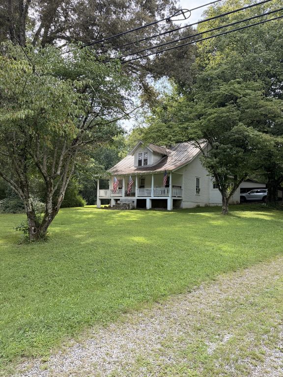 1264 Blanton Chapel Rd, Manchester, TN 37355