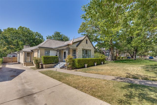 2518 Marvin Avenue, Dallas, TX 75211