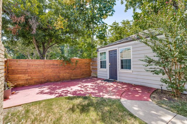 2518 Marvin Avenue, Dallas, TX 75211