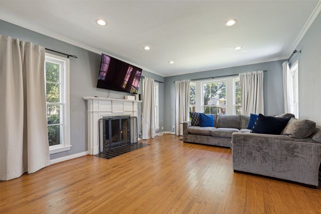 2518 Marvin Avenue, Dallas, TX 75211